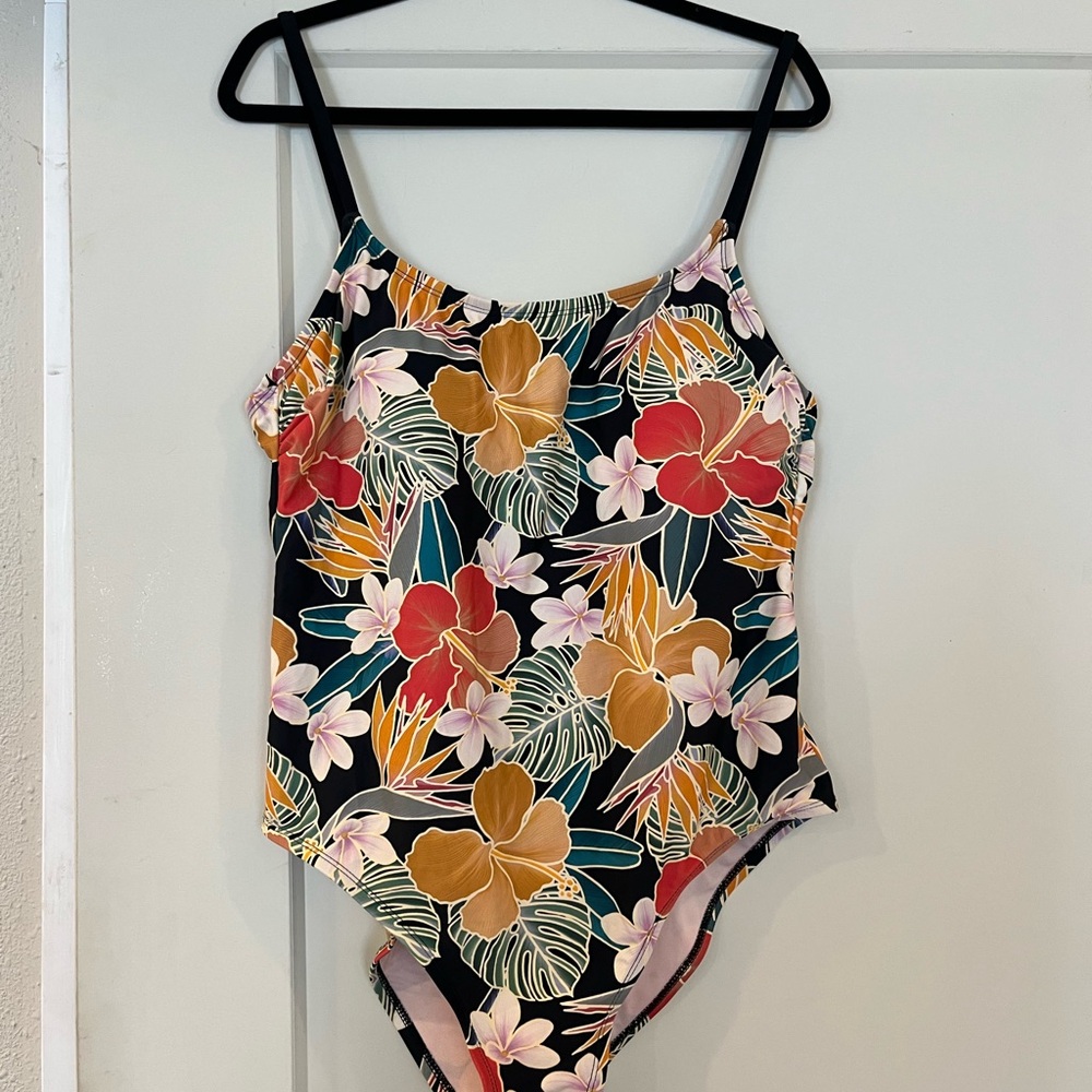 Hurley Floral One Piece Bathing Suit Women’s XXL